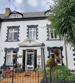 Holcome House Luxury Guest House