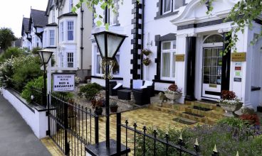 Holcombe House – Guest House Llandudno