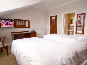 twin beds