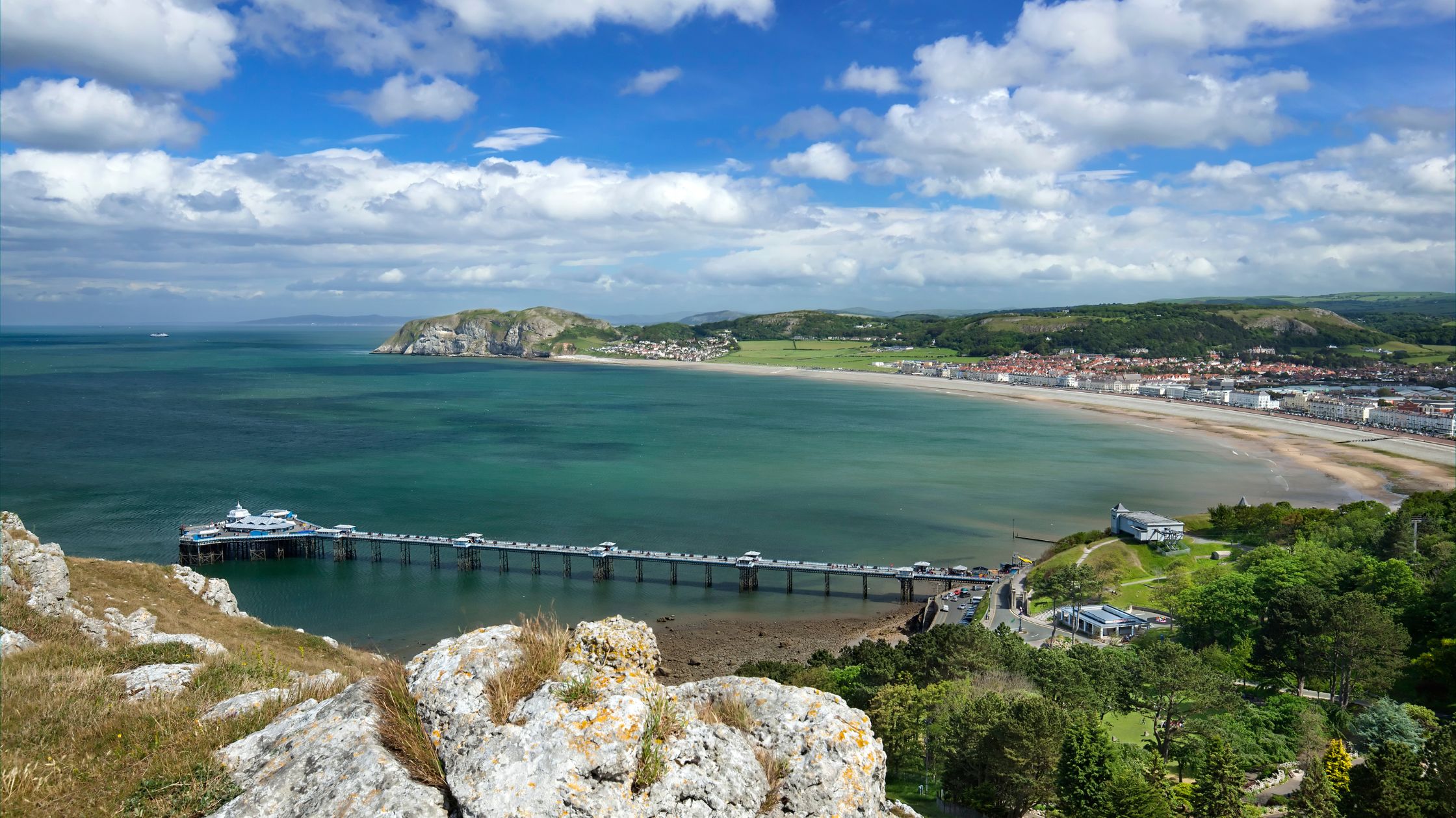 Llandudno for Families: Seaside Fun with Kids